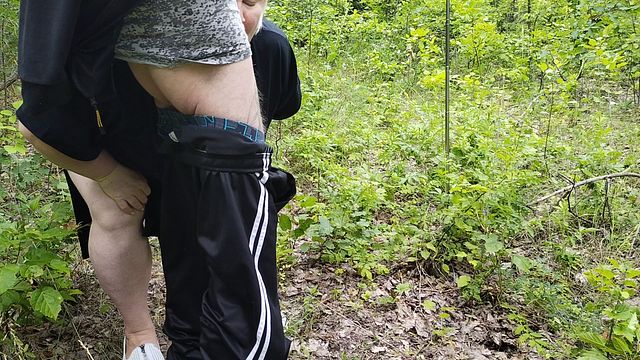 Neighbor sucks my dick in a public park and swallows hot cum