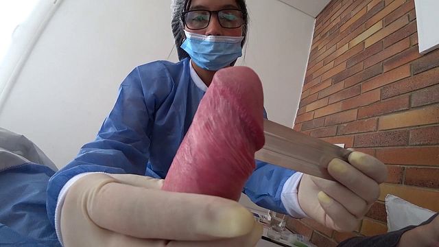 ANAL NURSE: Slut checked my dick for suitability and showet big GAPE ASS